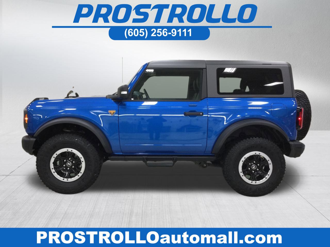 Used 2023 Ford Bronco Badlands w/ Sasquatch Package image 1