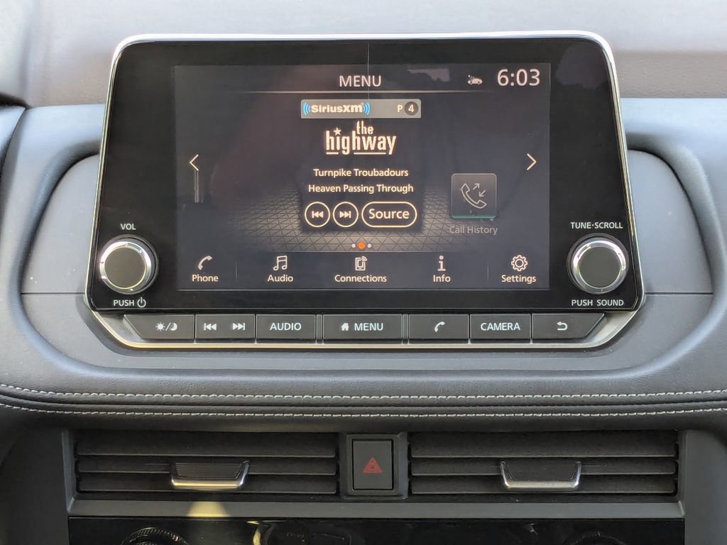 Used 2023 Nissan Rogue SV image 17