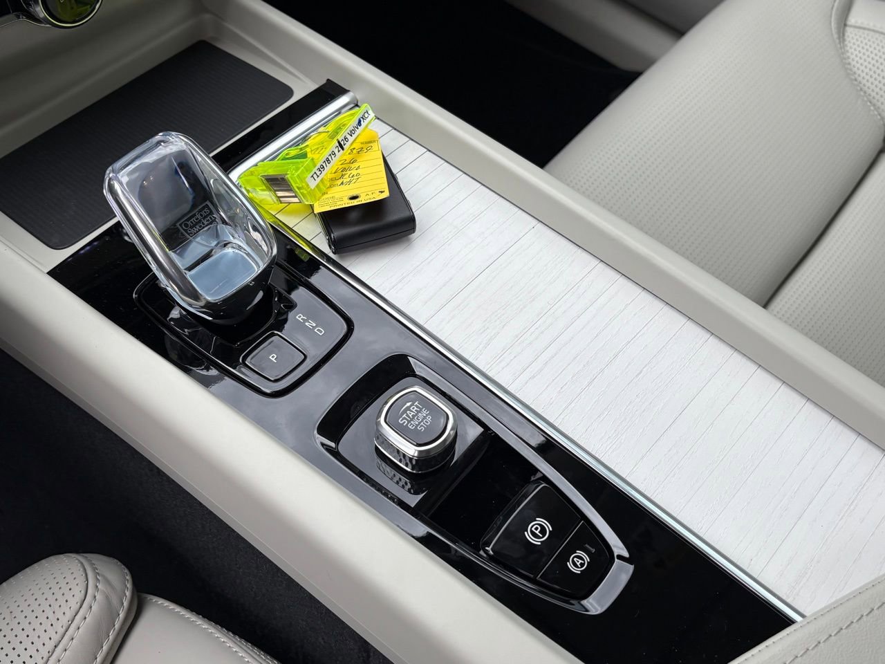 New 2026 Volvo XC60 B5 Ultra w/ Protection Package Premier image 14