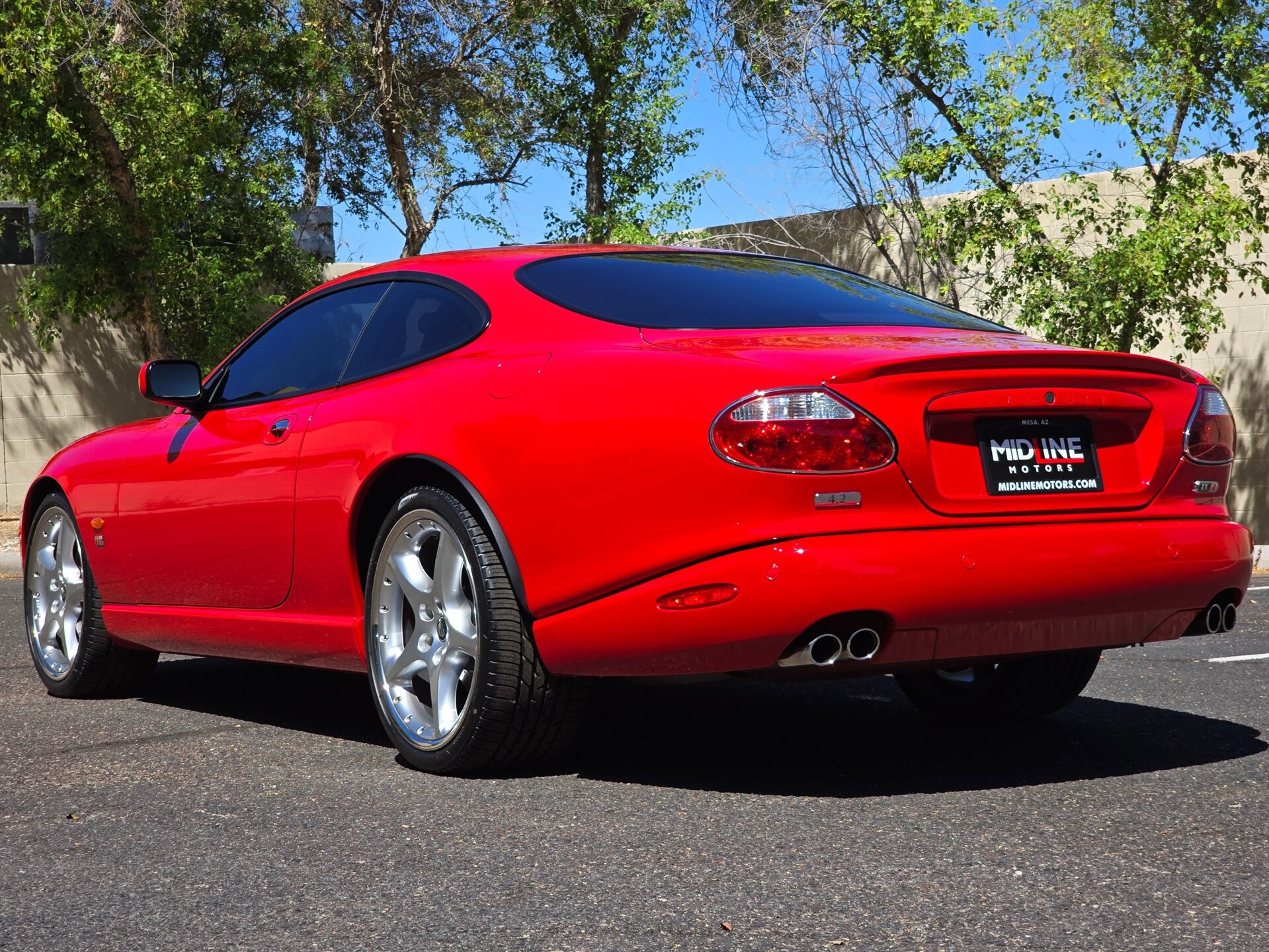 Used 2005 Jaguar XK8 Coupe RWD image 8
