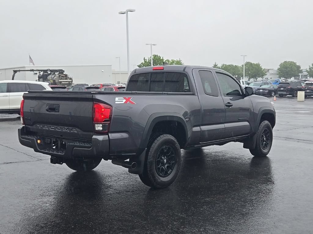 Used 2022 Toyota Tacoma SR w/ SX Package AWD/4WD image 7
