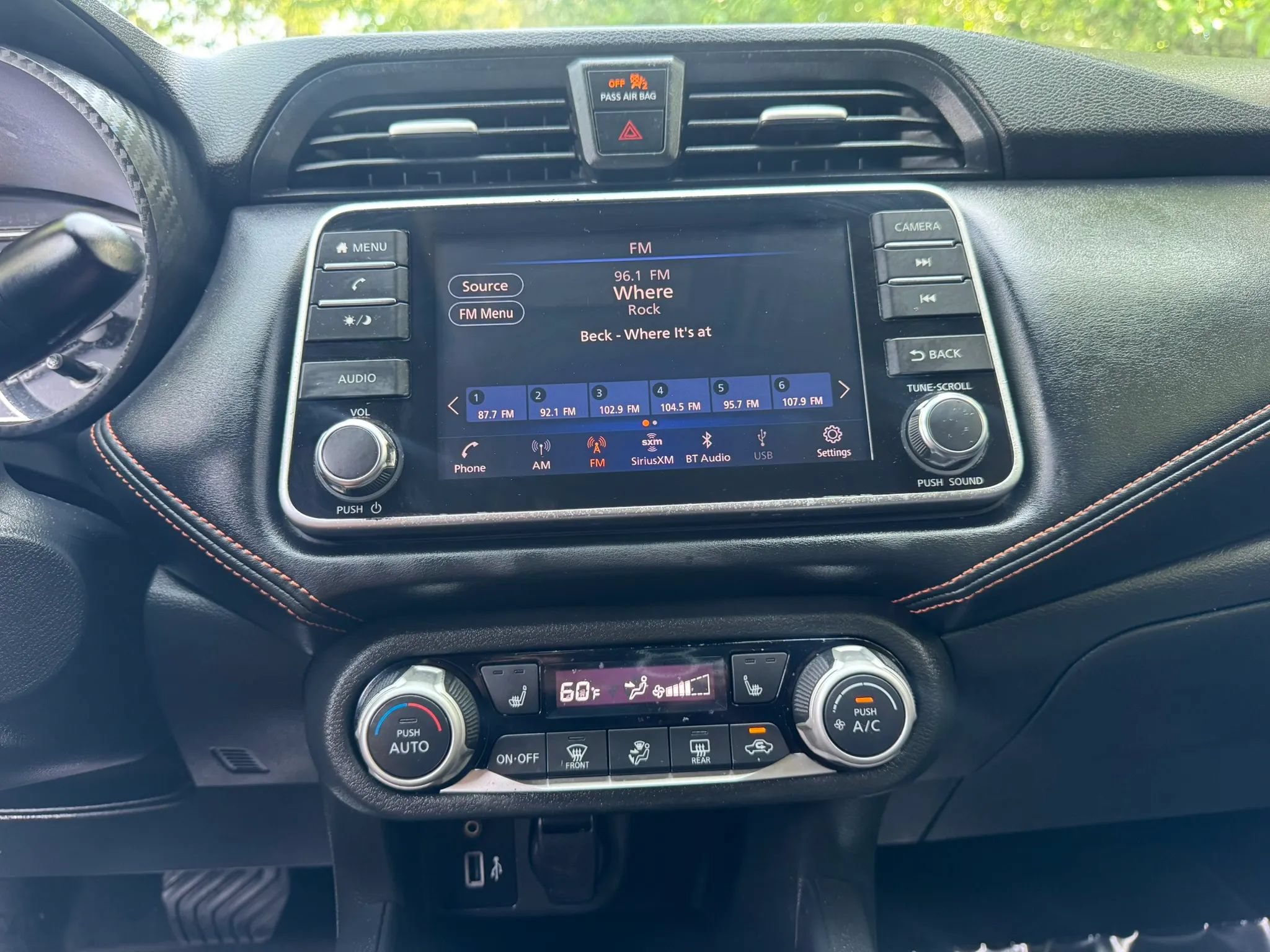 Used 2020 Nissan Versa SR w/ Convenience Package FWD image 14