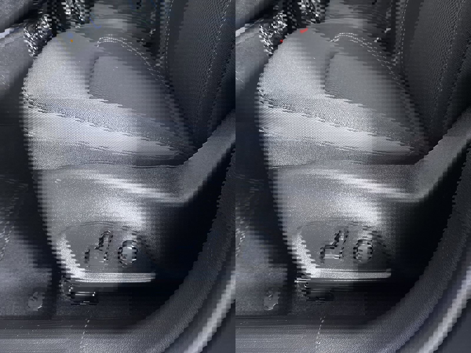 Used 2022 Jeep Renegade Altitude w/ Convenience Group image 13