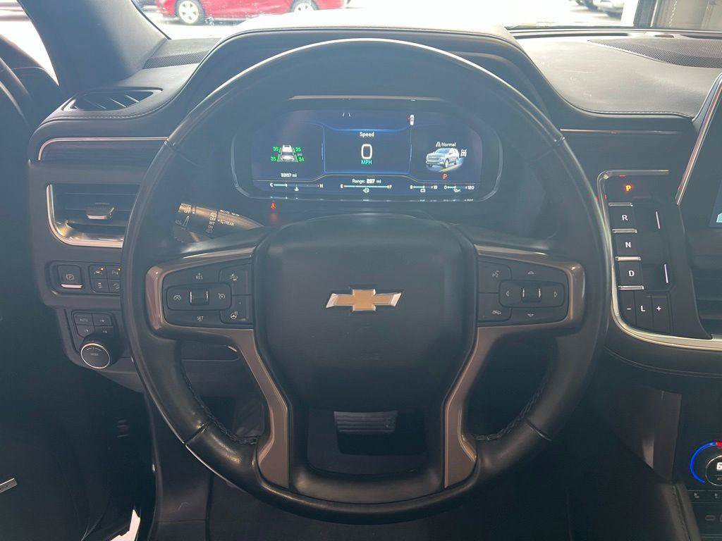 Used 2023 Chevrolet Suburban High Country AWD/4WD image 21
