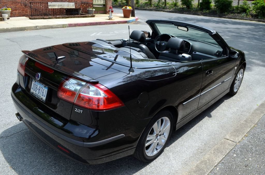 Used 2007 Saab 9-3 2.0T w/ Anniversary Pkg FWD image 16