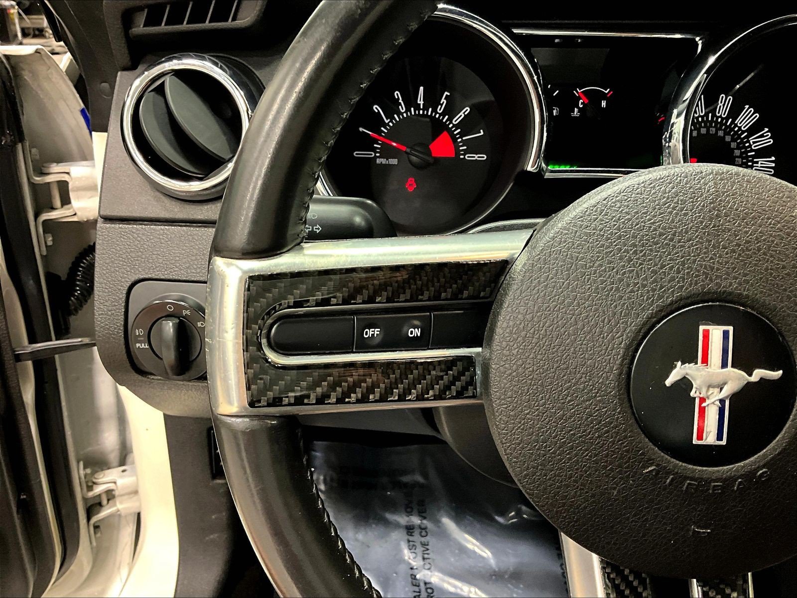 Used 2005 Ford Mustang GT RWD image 7