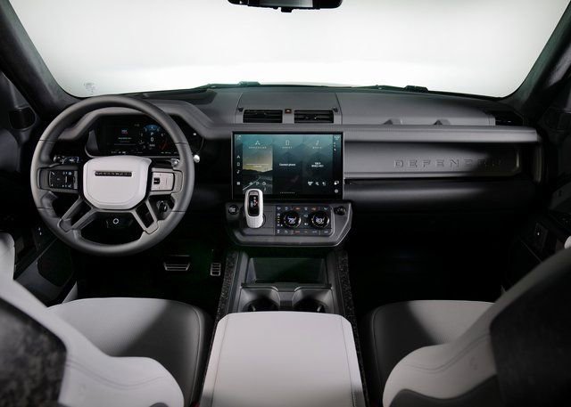 New 2026 Land Rover Defender 110 OCTA AWD/4WD image 4