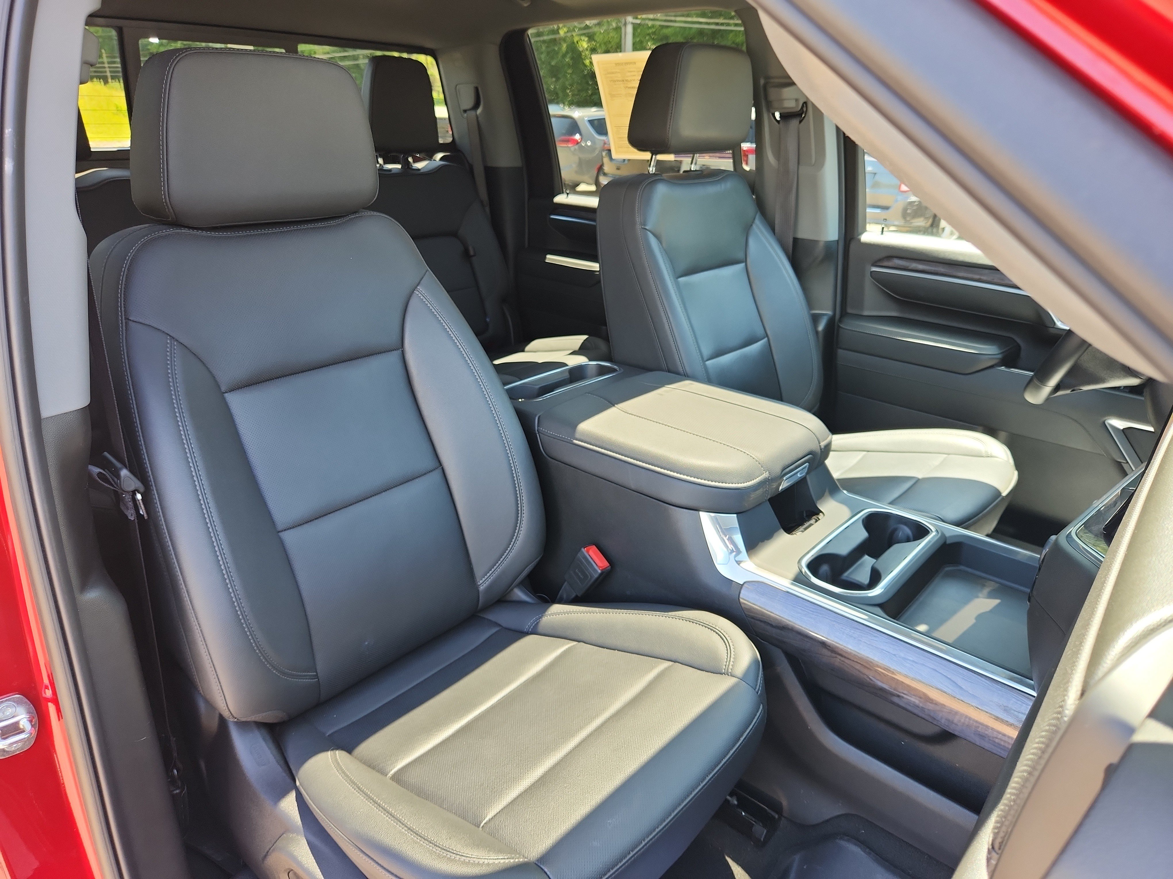 Used 2024 Chevrolet Silverado 2500 LTZ w/ LTZ Premium Package AWD/4WD image 44