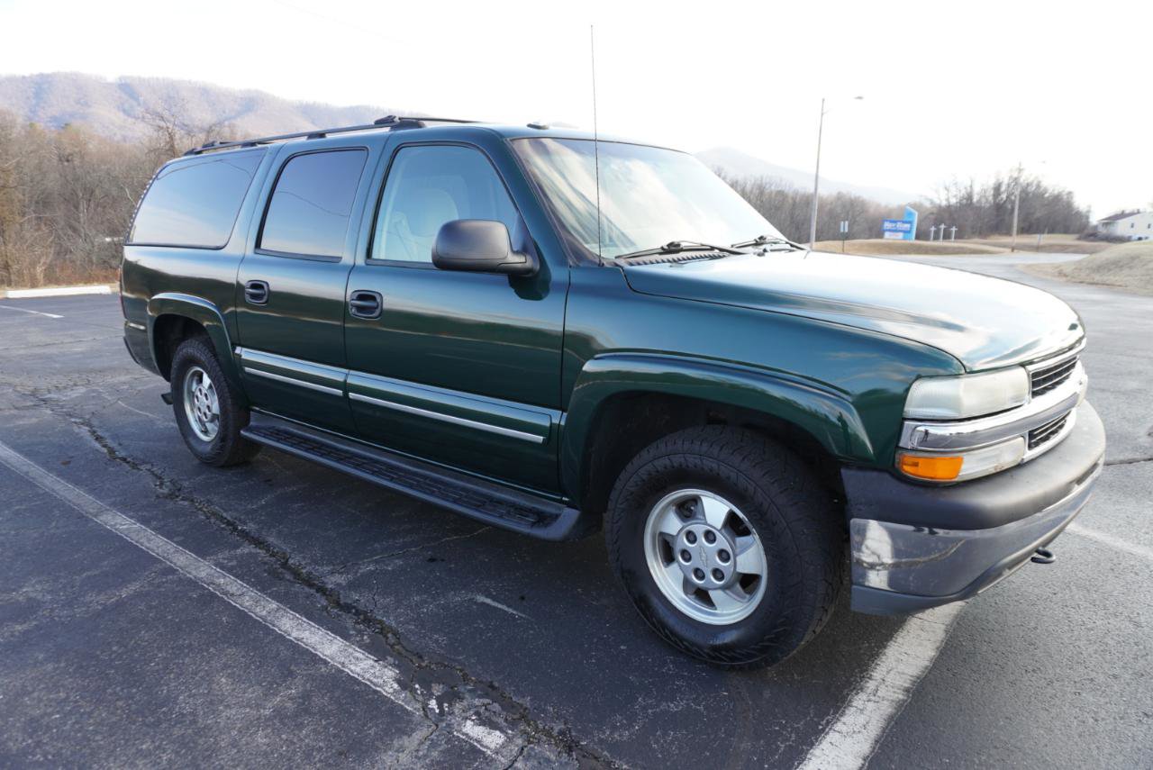 Used 2003 Chevrolet Suburban LS w/ LS Preferred Equipment Group image 18