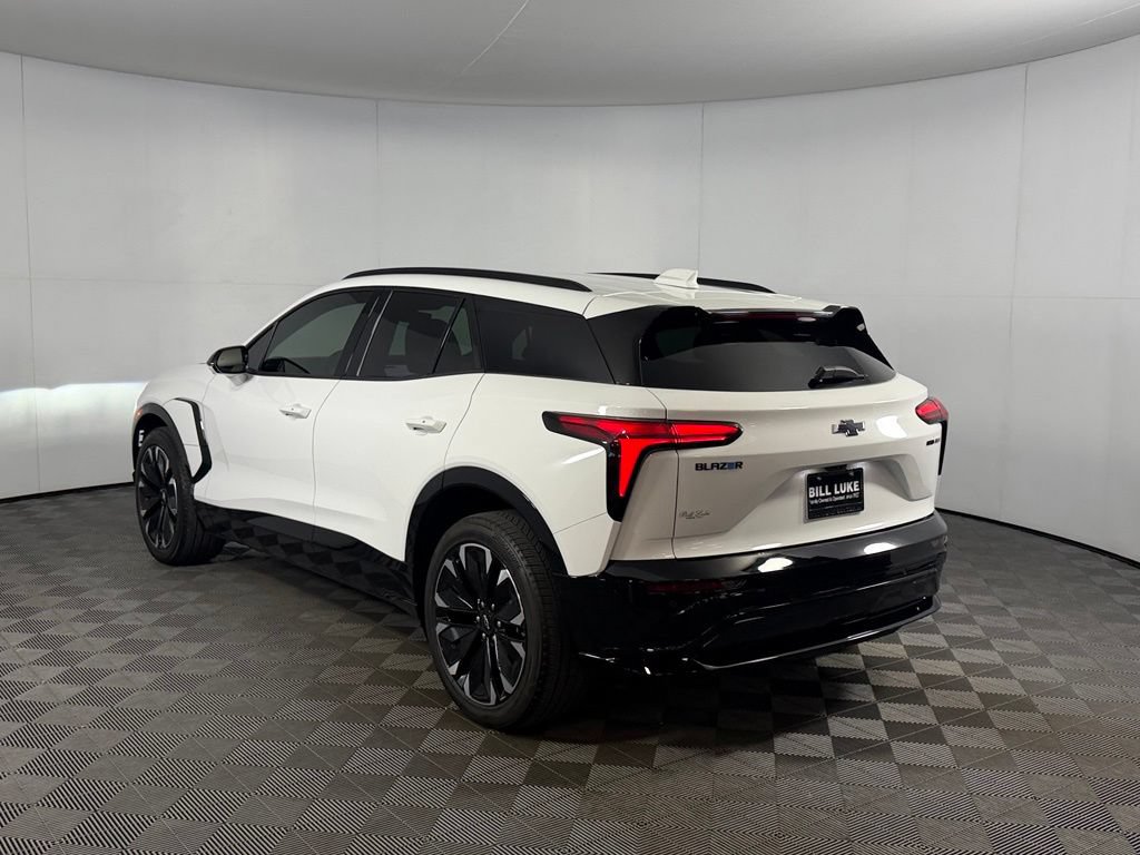 Used 2024 Chevrolet Blazer EV RS AWD/4WD image 10
