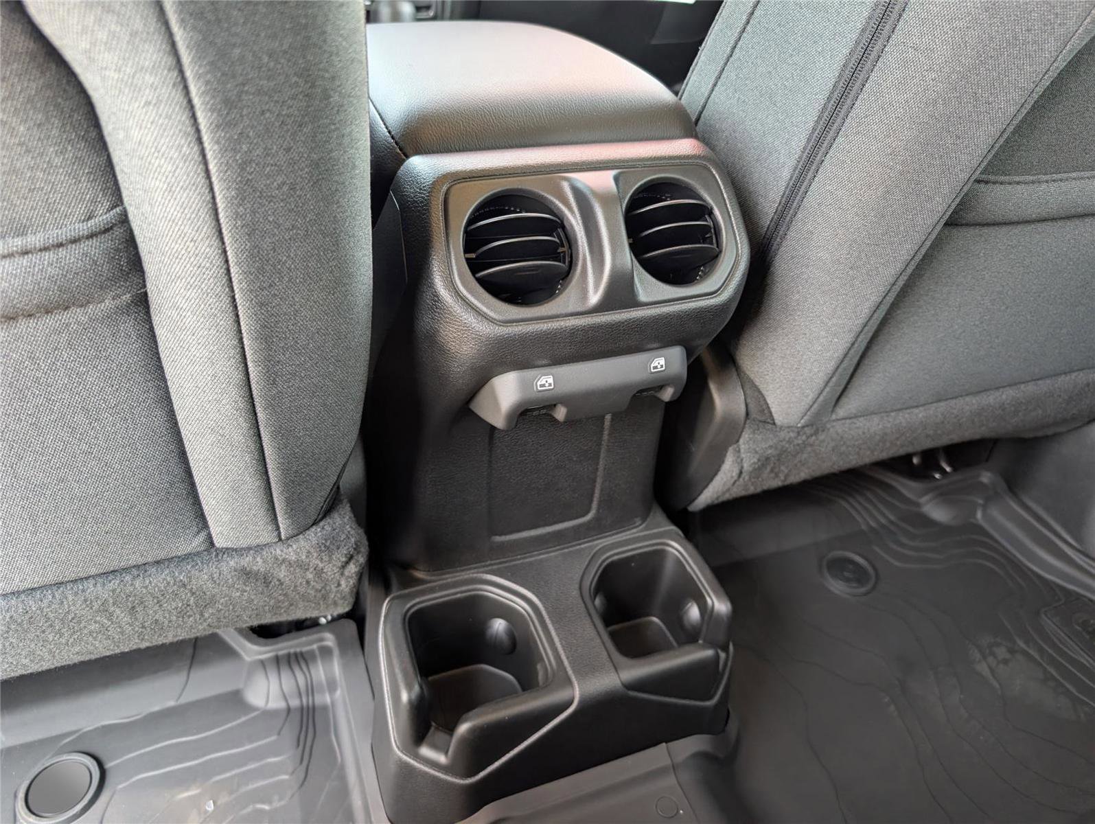 New 2026 Jeep Wrangler Unlimited Sport AWD/4WD image 30