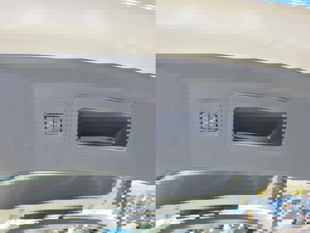 Used 2024 MAZDA CX-90 Plug-In Hybrid w/ Premium Pkg image 35