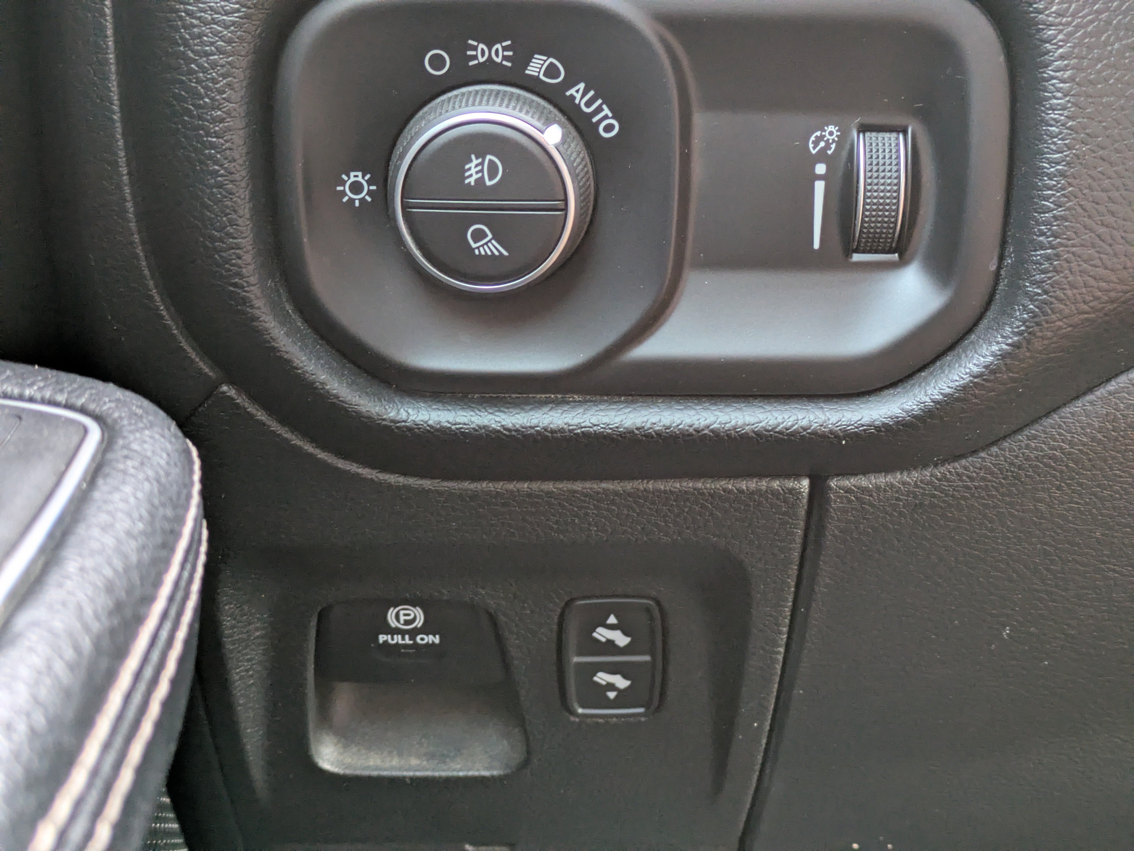 Used 2021 RAM 1500 Rebel w/ Rebel Level 1 Equipment Group AWD/4WD image 20
