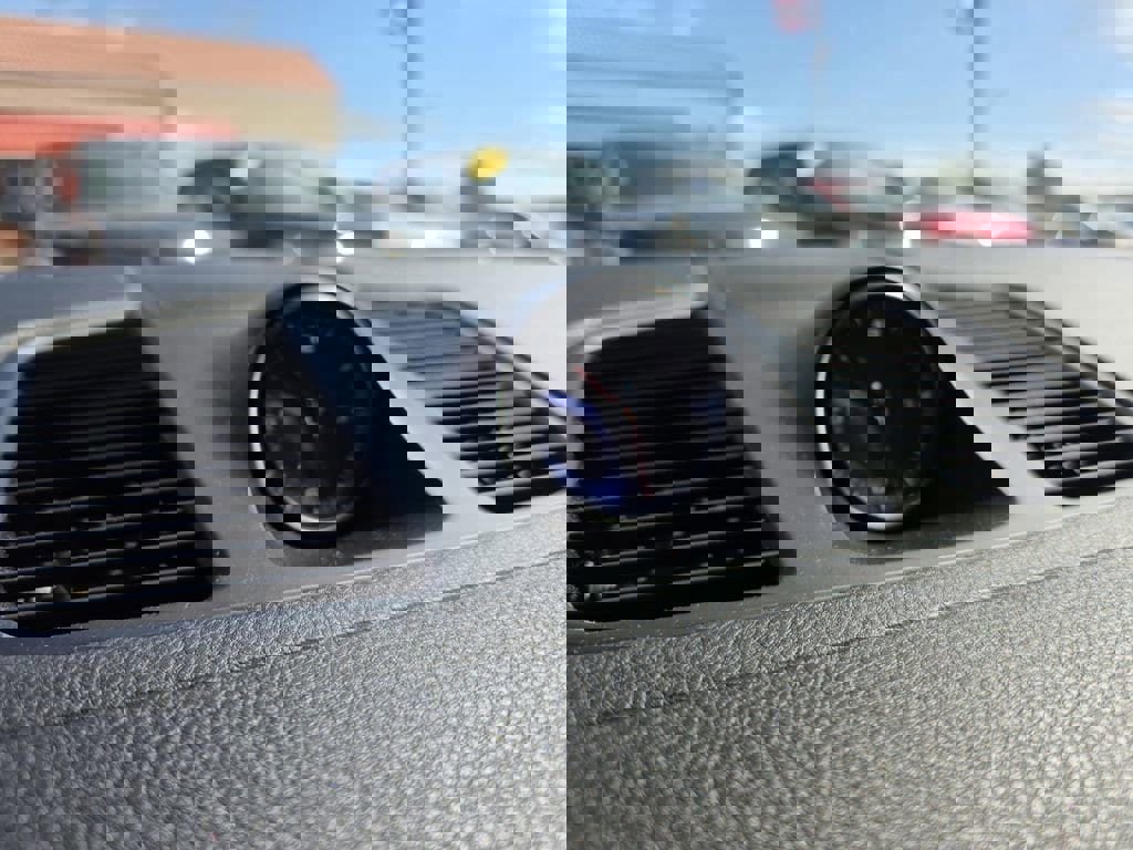 Used 2020 Porsche Cayenne image 23