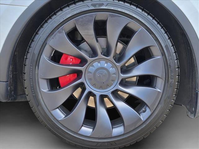 Used 2023 Tesla Model Y Performance AWD/4WD image 21