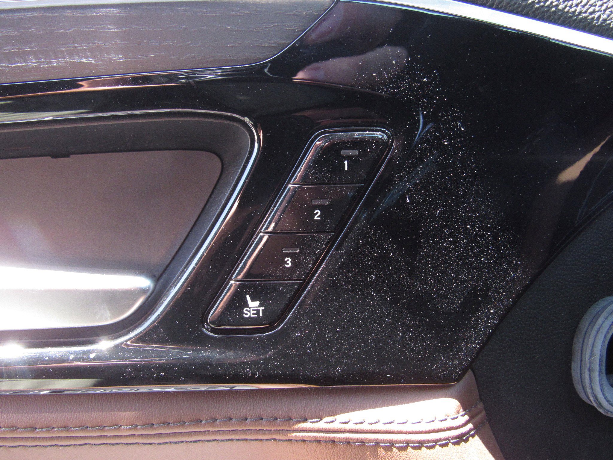 Certified 2024 Acura MDX SH-AWD w/ Advance Package image 24