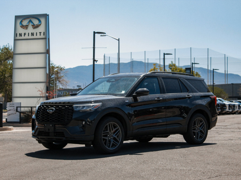 Used 2025 Ford Explorer ST-Line w/ ST-Line Street Pack