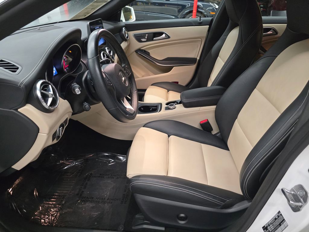 Used 2019 Mercedes-Benz CLA 250 4MATIC image 16