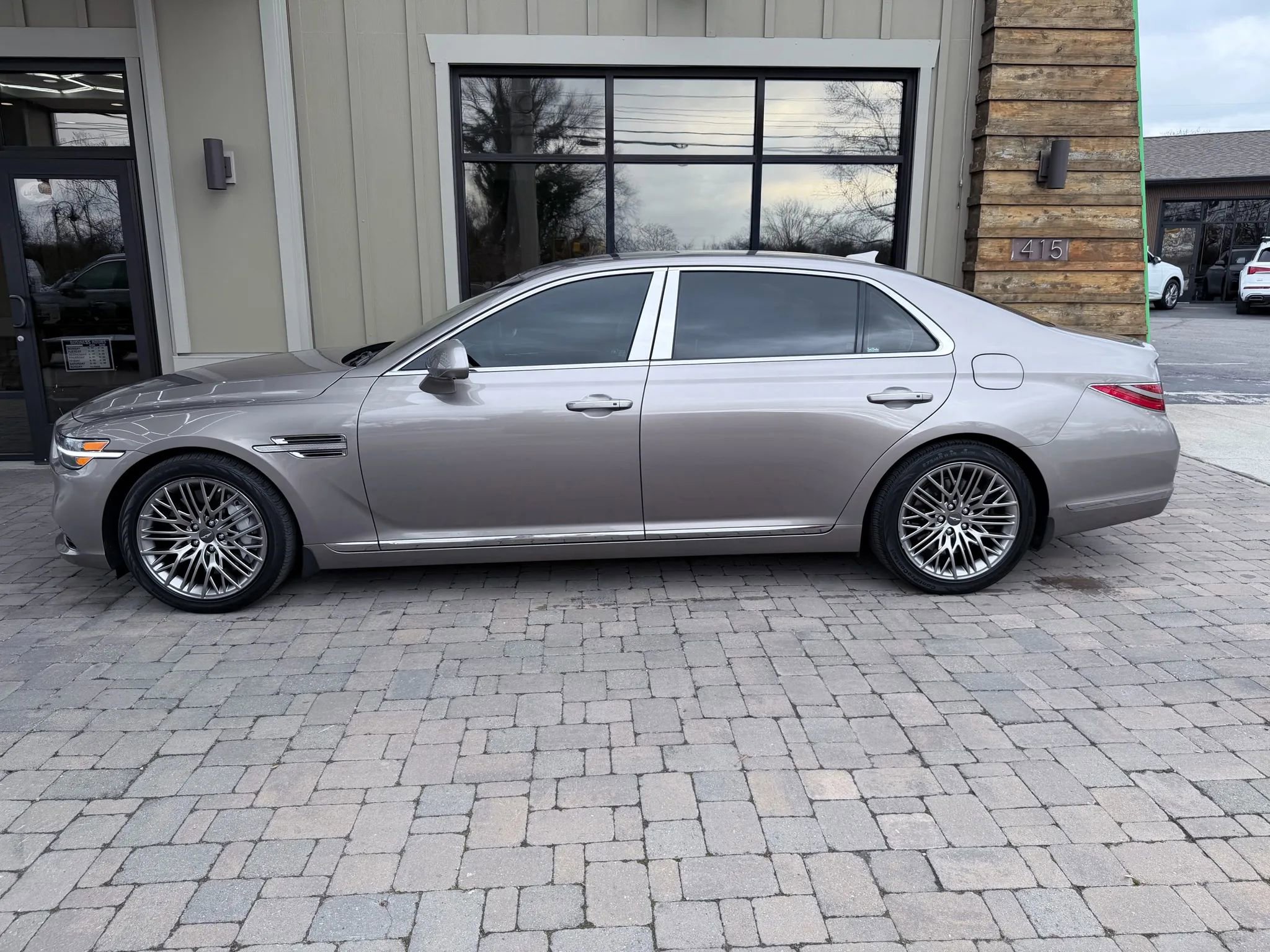 Used 2021 Genesis G90 5.0 Ultimate image 71