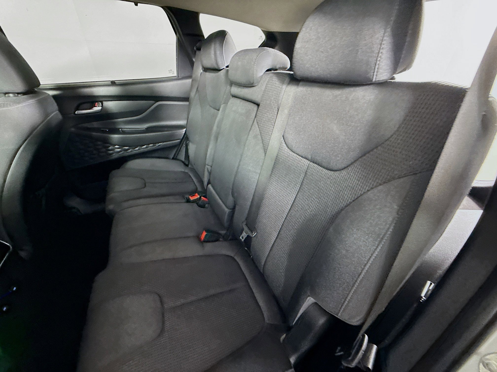 Used 2022 Hyundai Santa Fe SEL w/ Convenience Package image 28