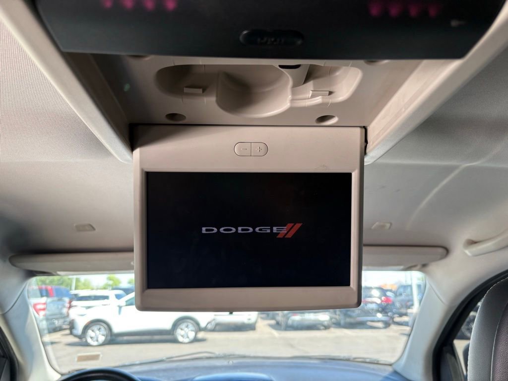 Used 2018 Dodge Journey Crossroad w/ Popular Equipment Group image 13