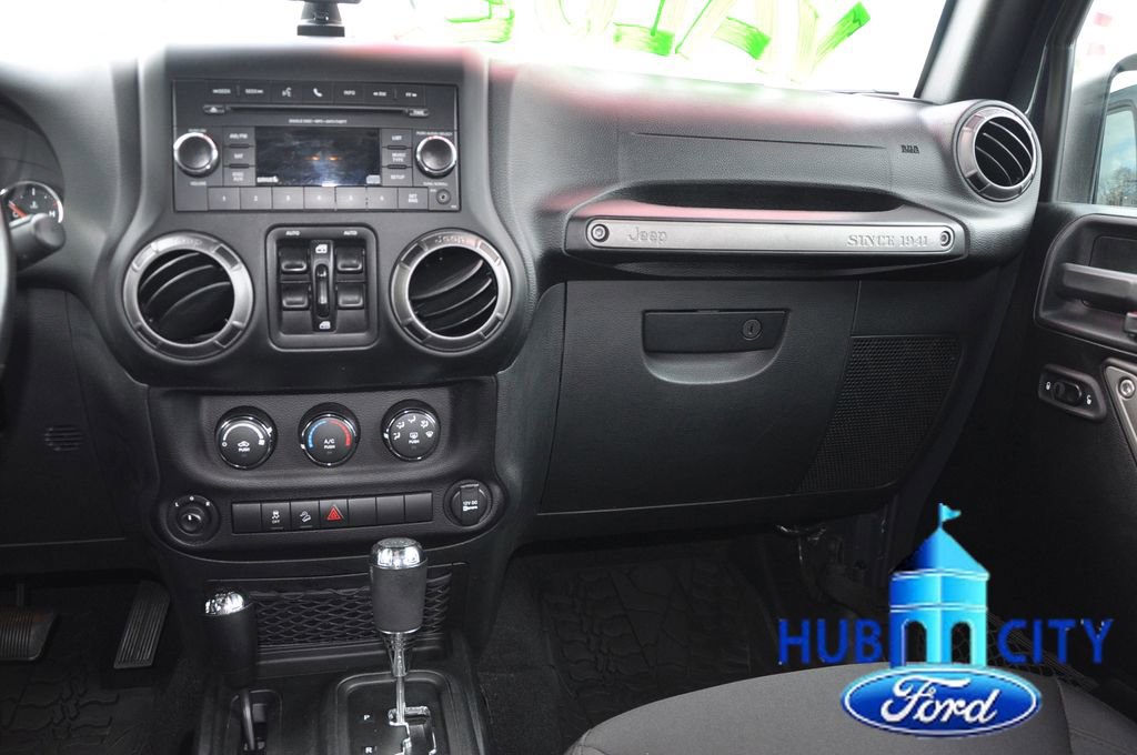 Used 2018 Jeep Wrangler Unlimited Sport S image 20