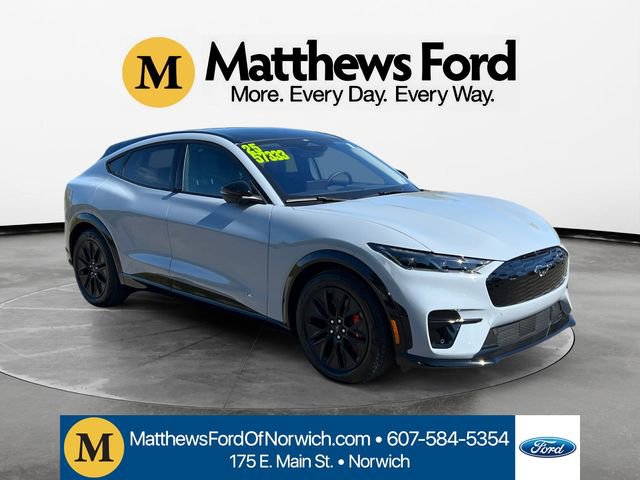 New 2025 Ford Mustang Mach-E Premium w/ Sport Appearance Package AWD/4WD image 7