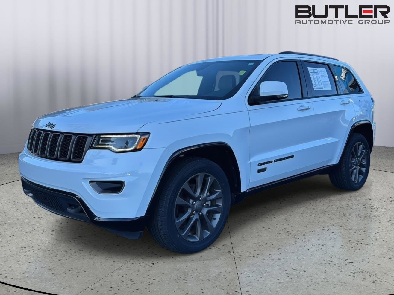 Used 2016 Jeep Grand Cherokee Limited 75th Anniversary image 2