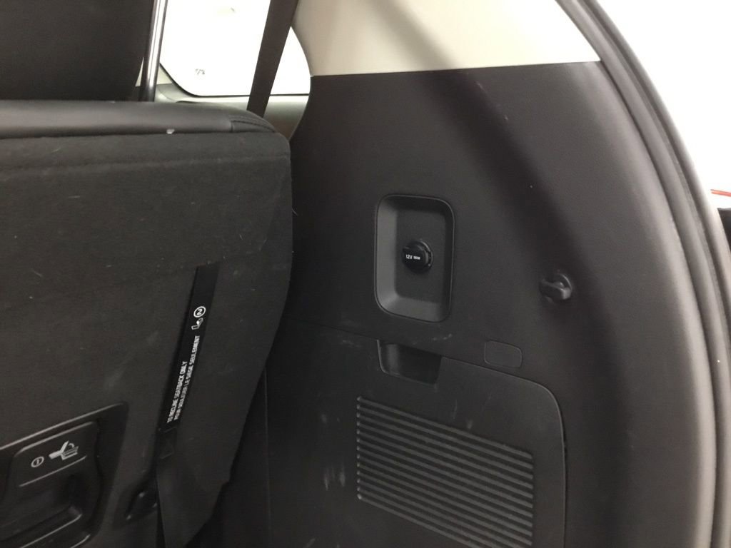 Used 2025 Kia Carnival image 17
