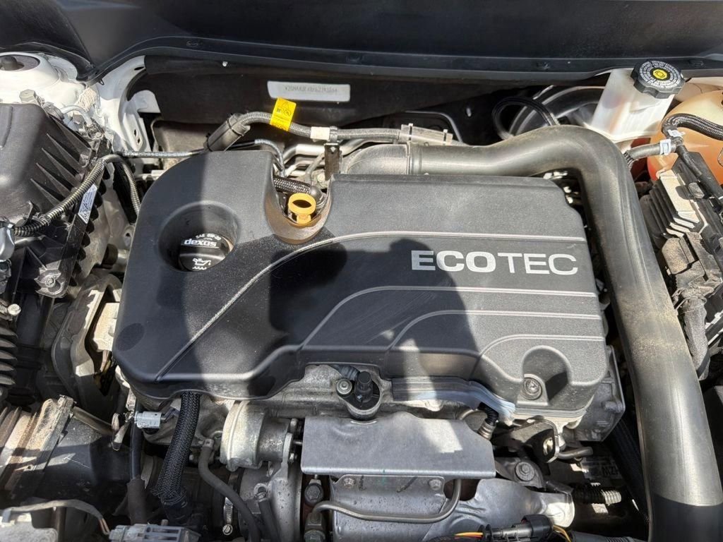 Used 2019 Chevrolet Equinox LT AWD/4WD image 16