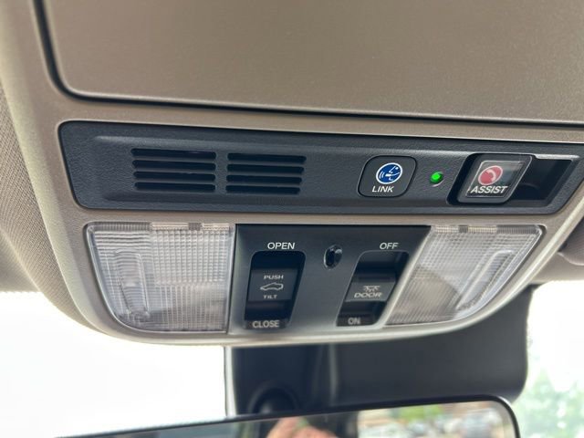 Used 2021 Honda Pilot Touring image 24