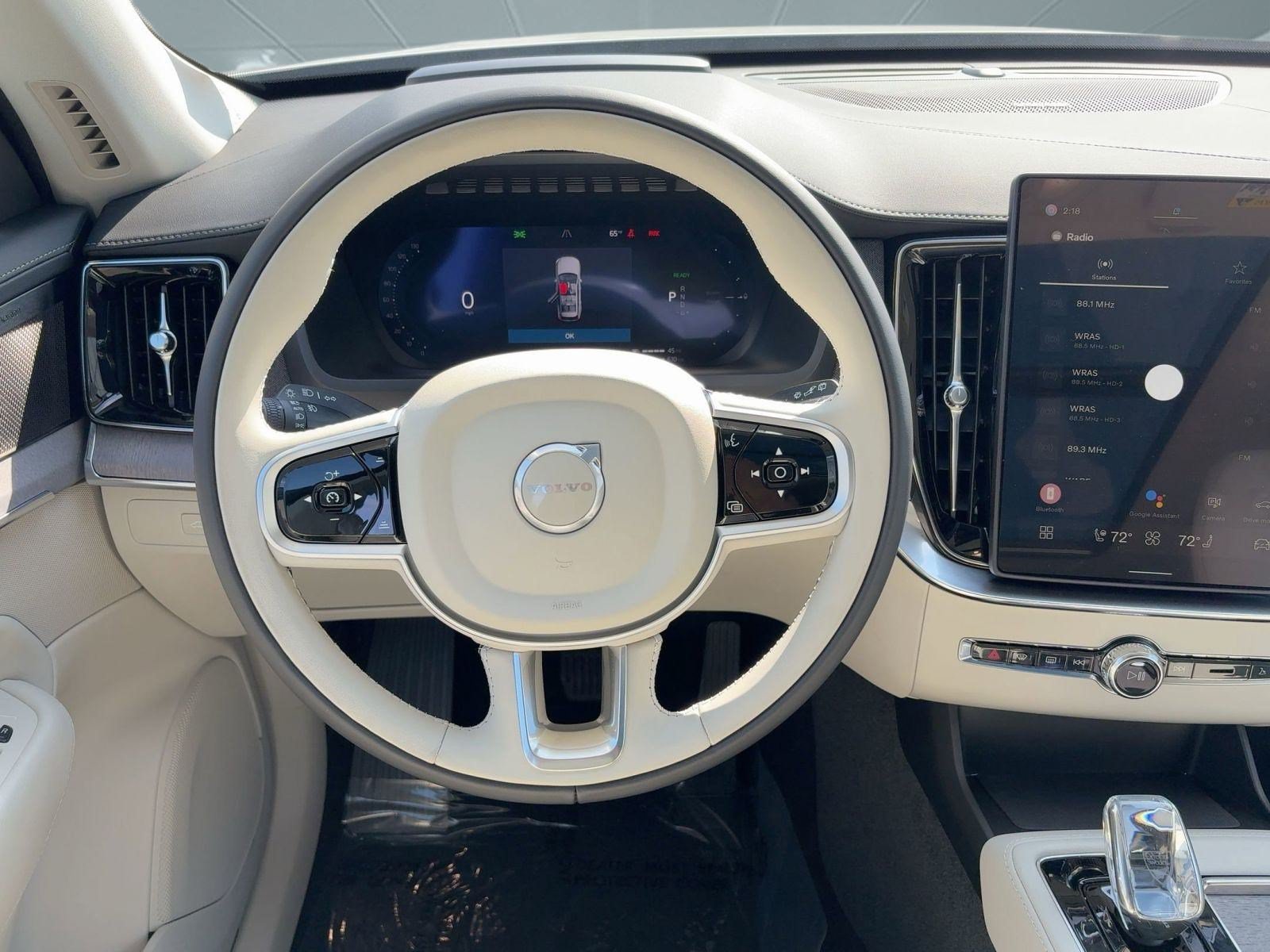 New 2026 Volvo XC90 T8 Ultra w/ Protection Package Premier AWD/4WD image 25