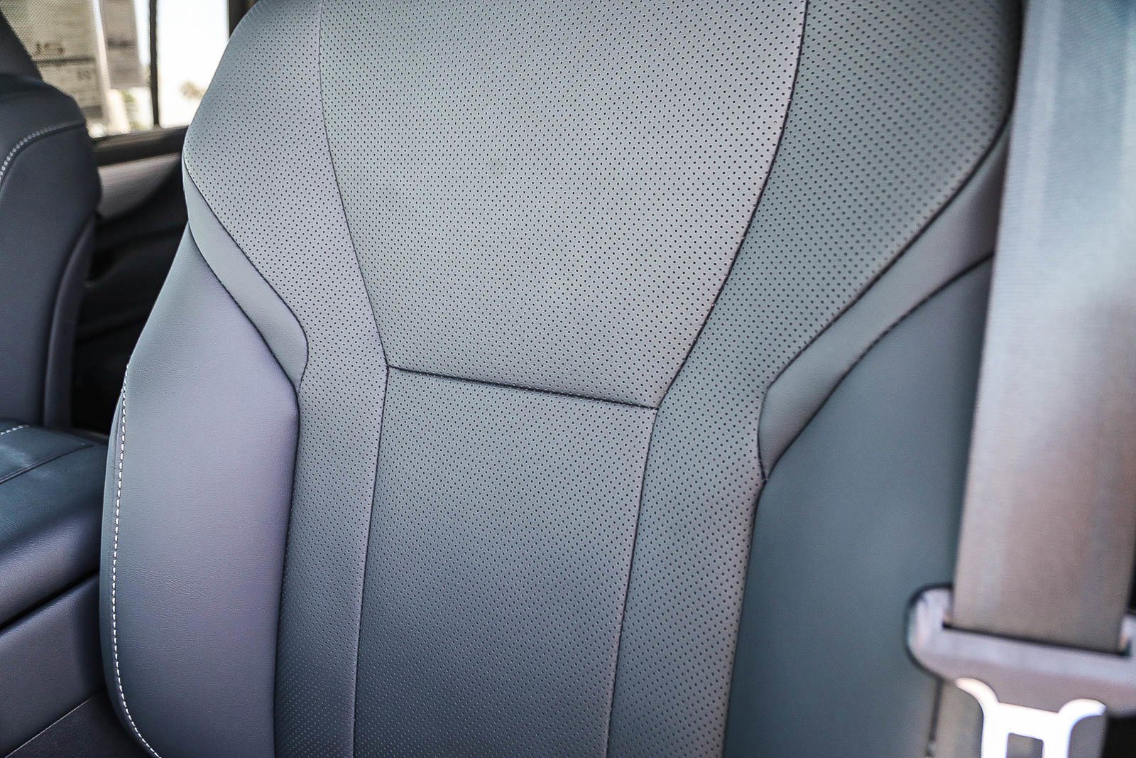 New 2026 Lexus LX 700h F Sport image 25