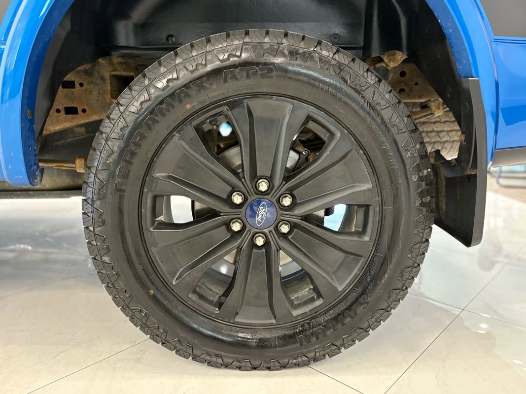 Used 2019 Ford F150 XLT w/ Equipment Group 302A Luxury image 47