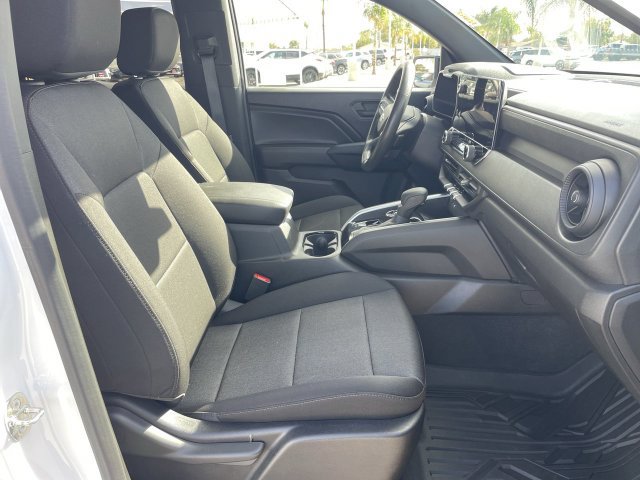 Used 2023 Chevrolet Colorado Trail Boss w/ Technology Package AWD/4WD image 27