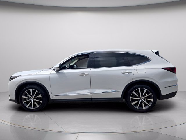Certified 2026 Acura MDX w/ Technology Package FWD image 3