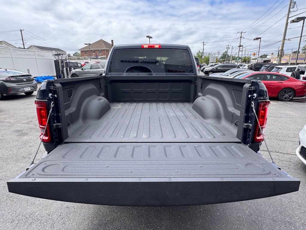 New 2026 RAM 2500 Big Horn AWD/4WD image 7
