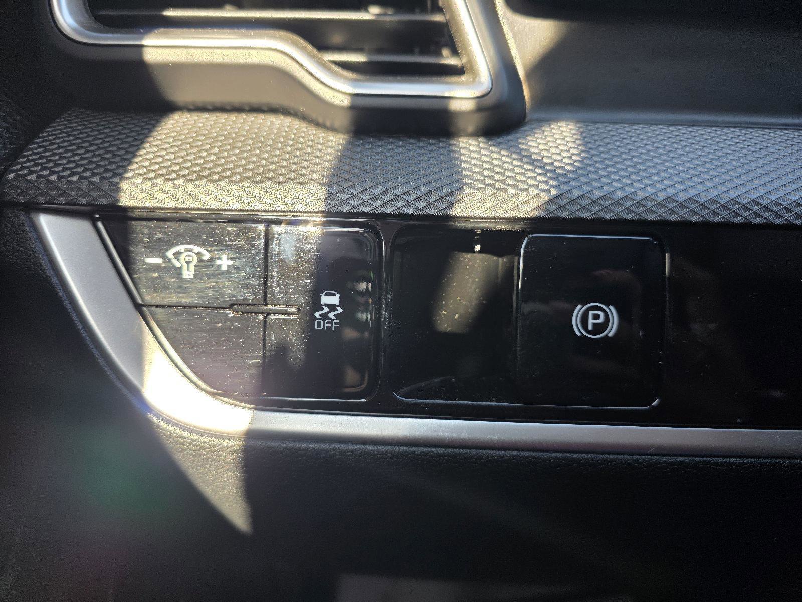 Used 2024 Kia Sportage LX image 23