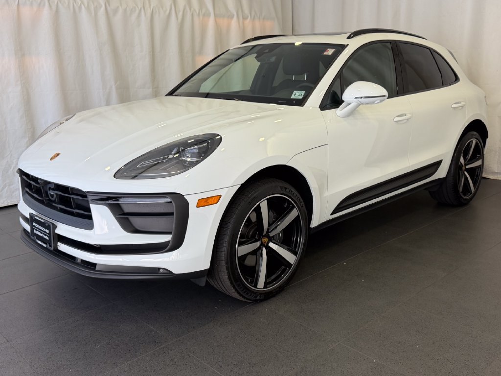Certified 2026 Porsche Macan AWD/4WD 360° Tour