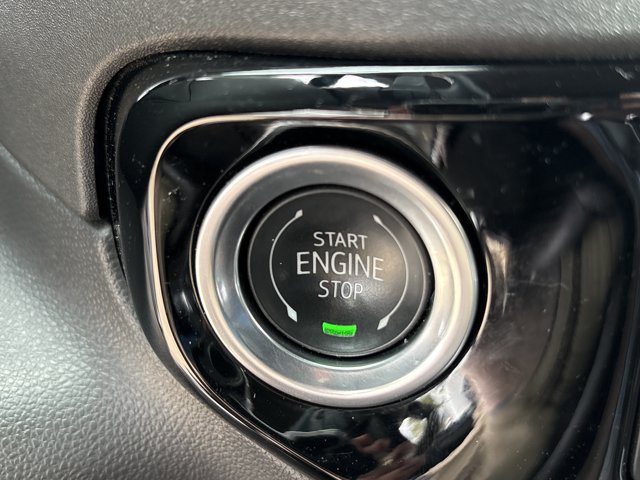 Used 2025 GMC Sierra 1500 SLT w/ SLT Premium Package AWD/4WD image 28