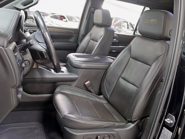 Used 2021 Chevrolet Suburban High Country w/ Premium Package image 28