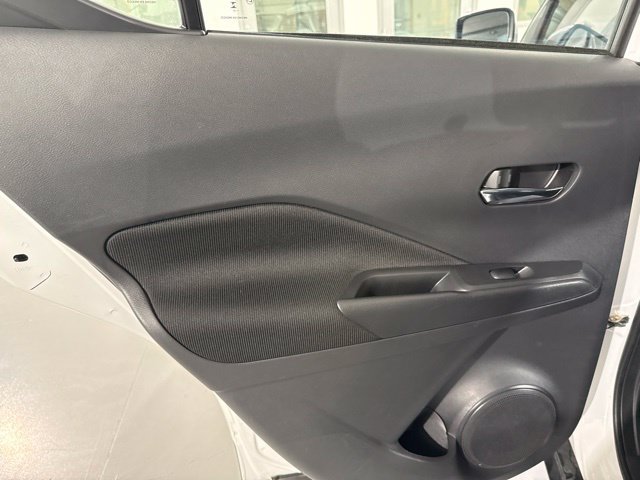 Used 2023 Nissan Kicks SV w/ Interior Electronics Package FWD image 15