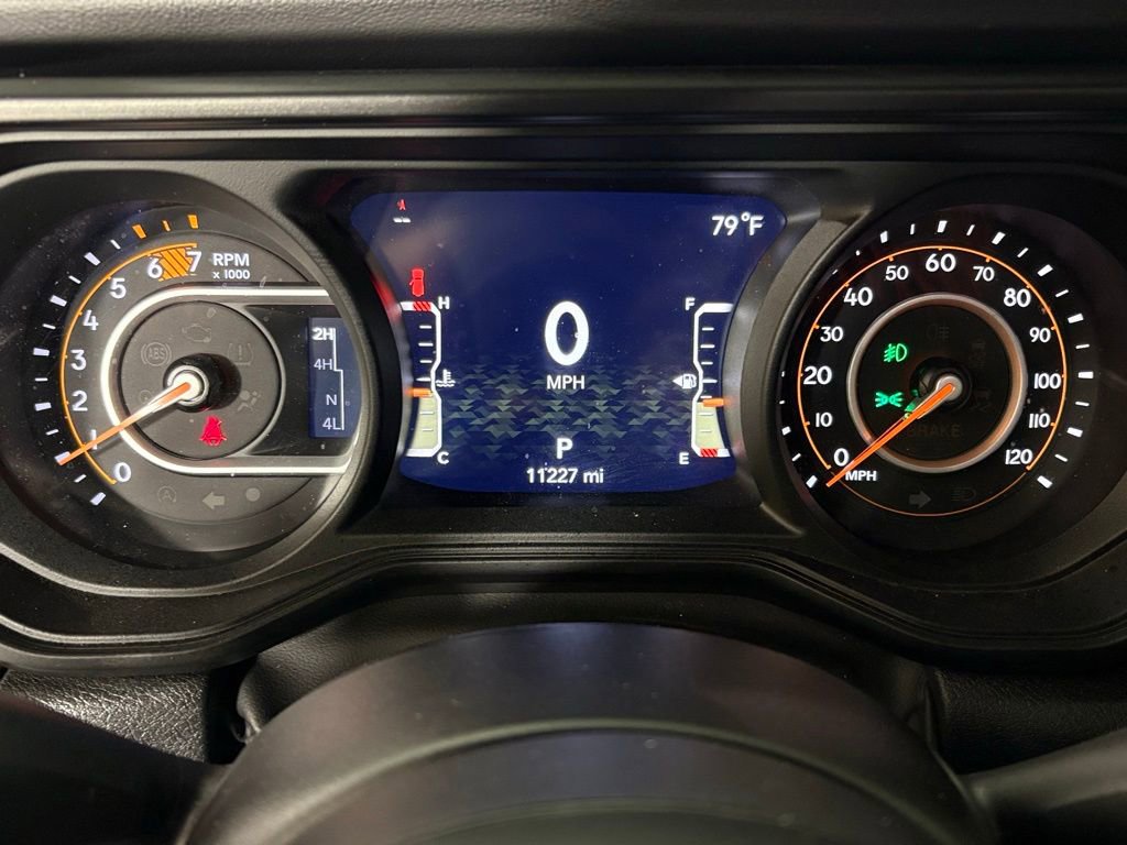 Used 2024 Jeep Wrangler Unlimited Rubicon AWD/4WD image 25