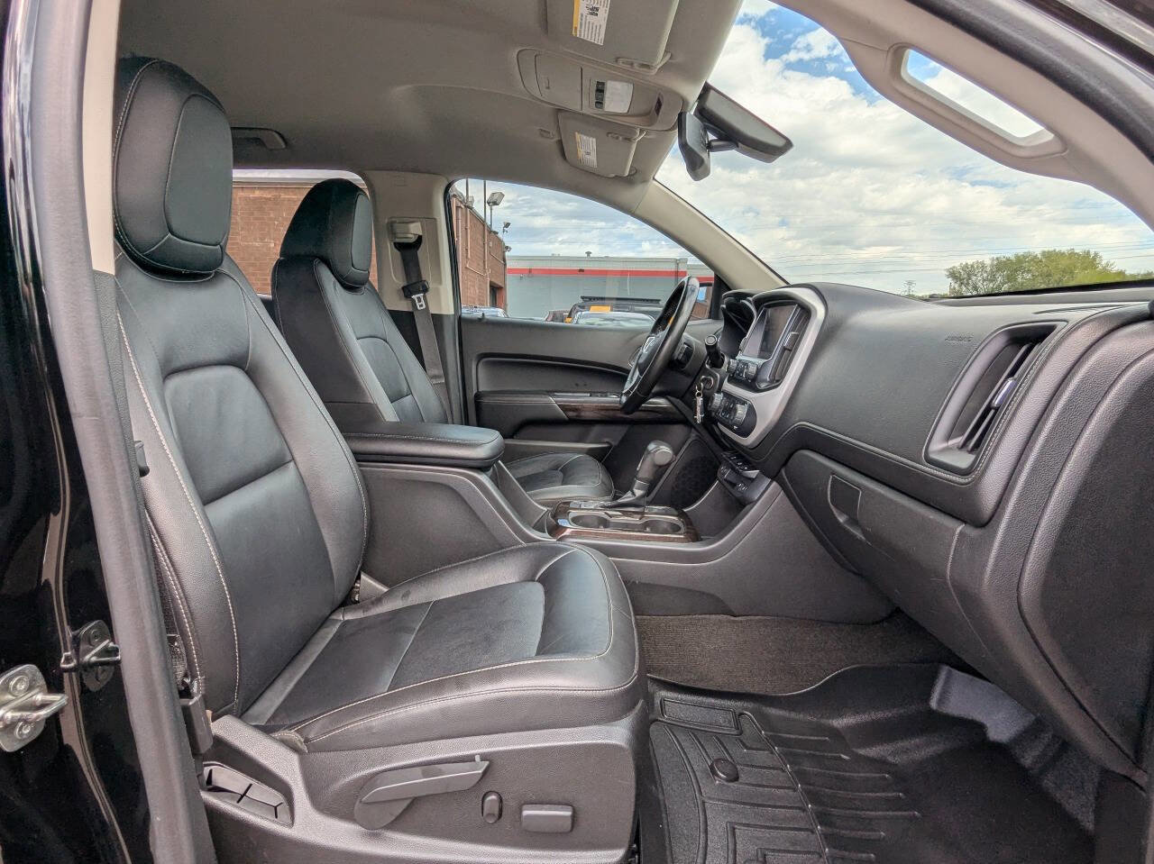 Used 2015 GMC Canyon SLT AWD/4WD image 13