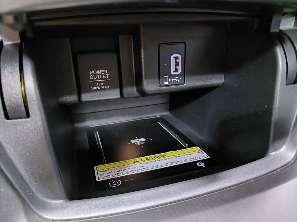 Used 2019 Honda Accord Touring image 9