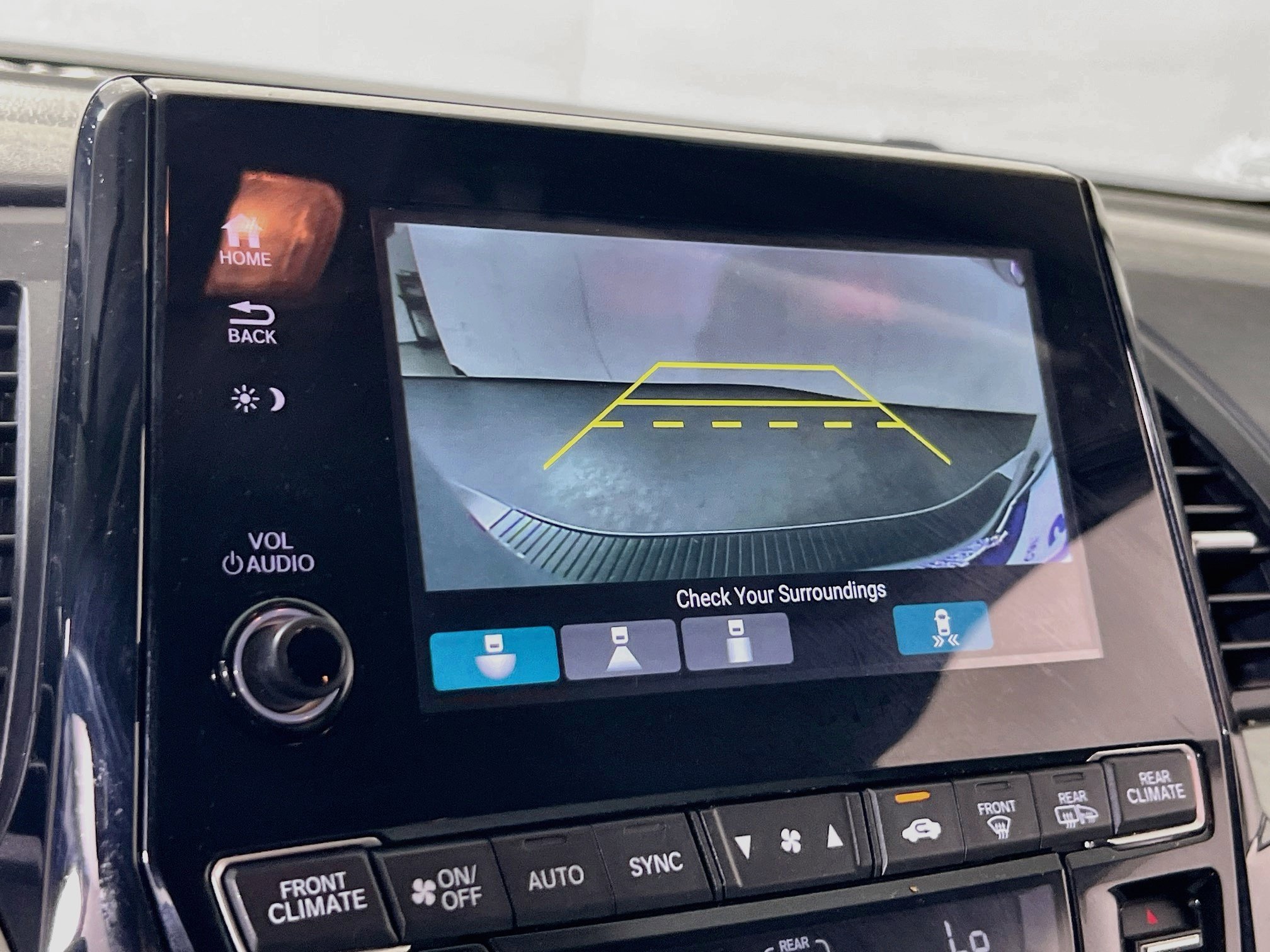 Used 2023 Honda Odyssey Touring image 14