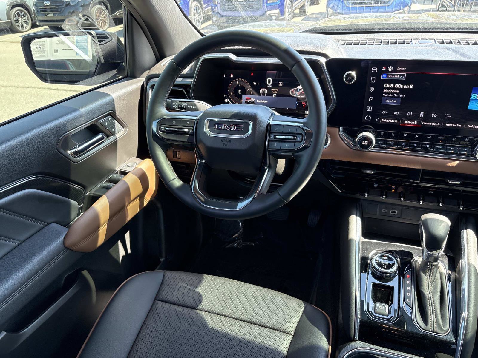 Certified 2024 GMC Canyon AT4 w/ AT4 Premium Package image 27