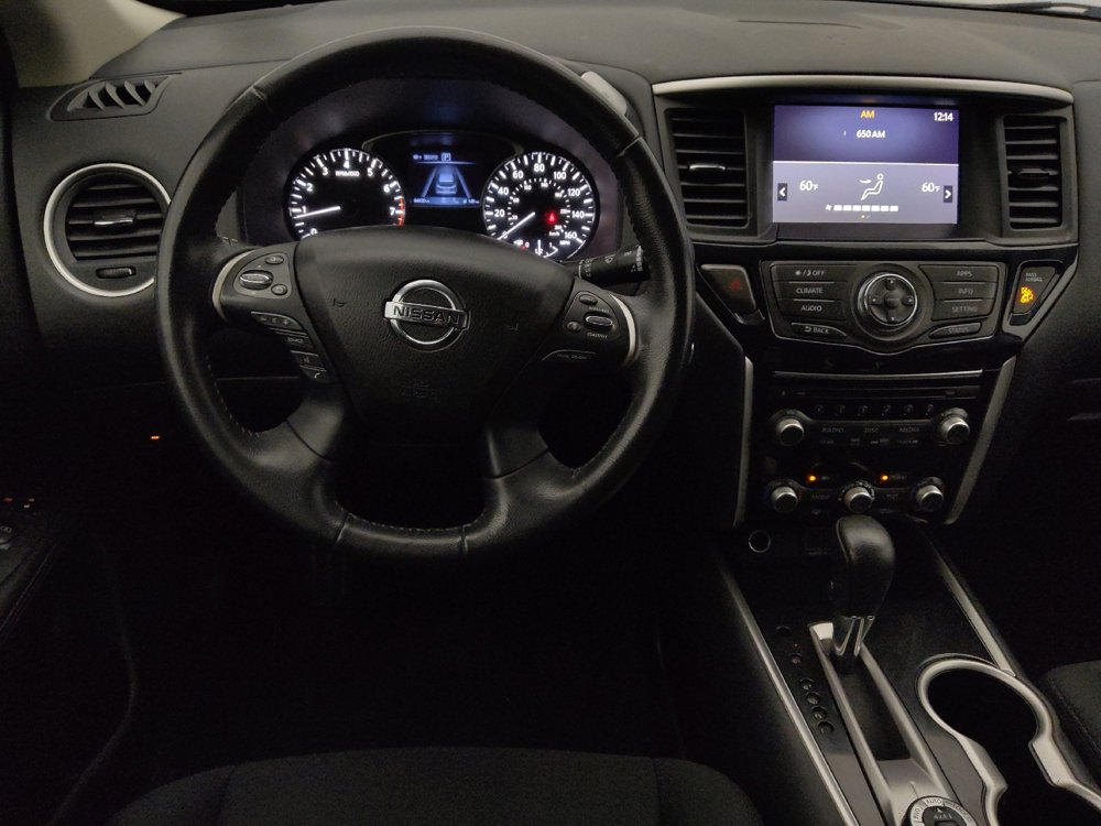 Used 2020 Nissan Pathfinder SV AWD/4WD image 22