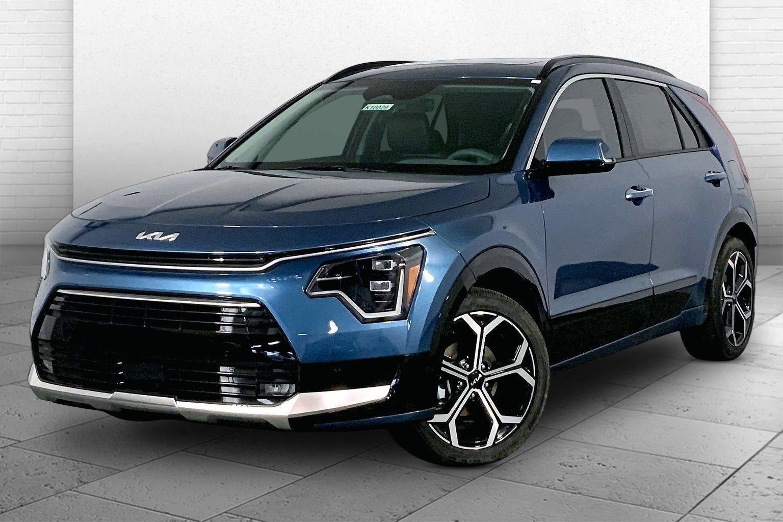 New 2026 Kia Niro SX Touring image 2