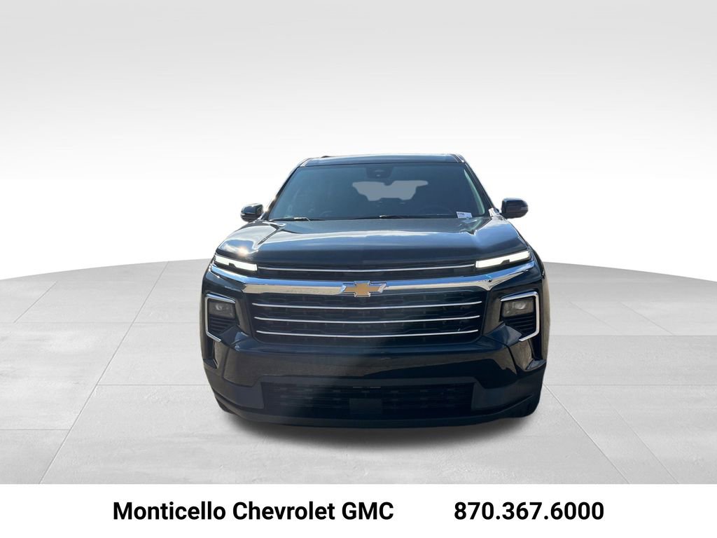 New 2026 Chevrolet Traverse LT w/ LPO, Floor Liner Package FWD image 8